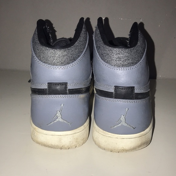 Air Jordan 1 - Picture 2 of 3